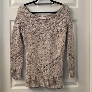 Saylor - Gray Sweater